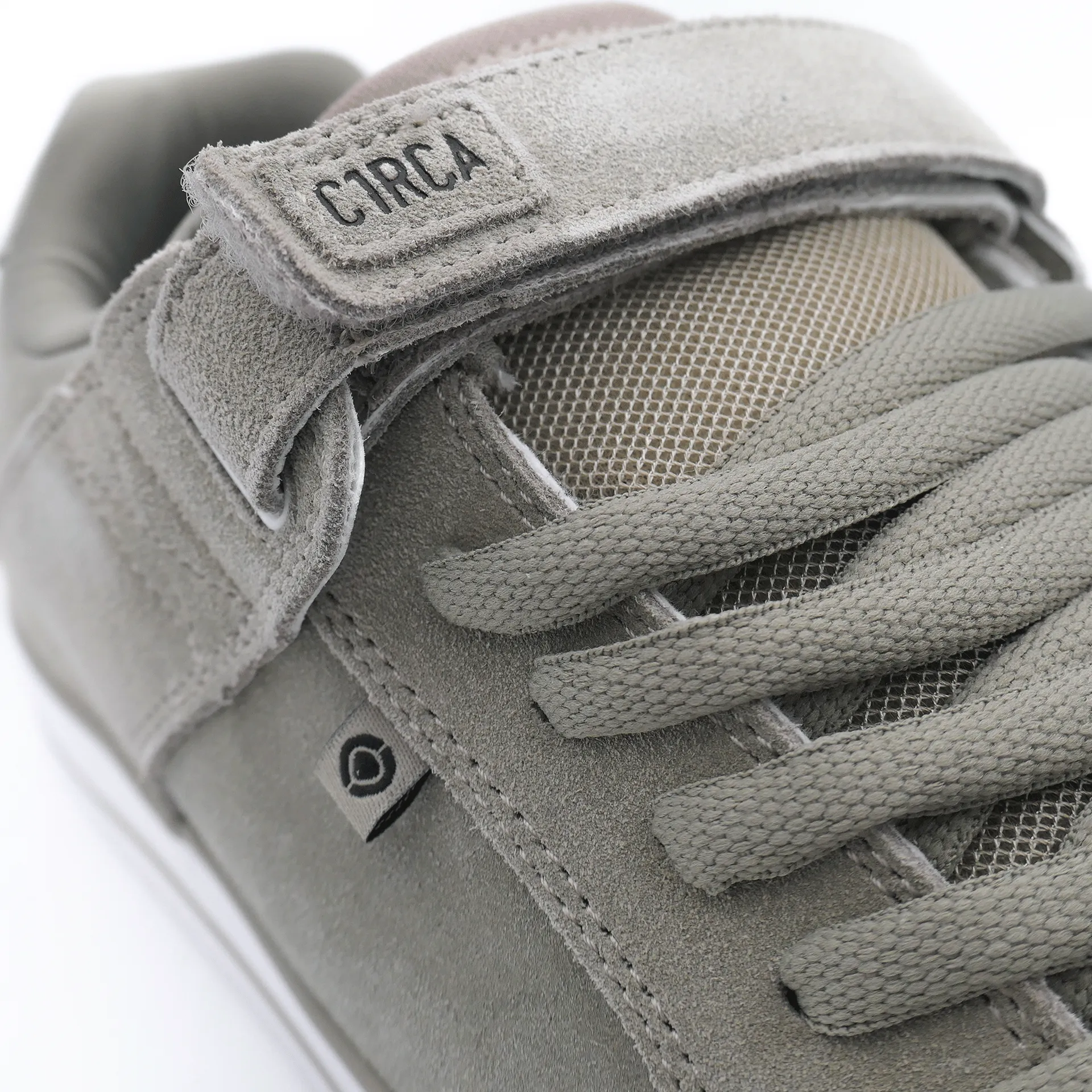 205 VULC-SILVER SAGE/WHITE