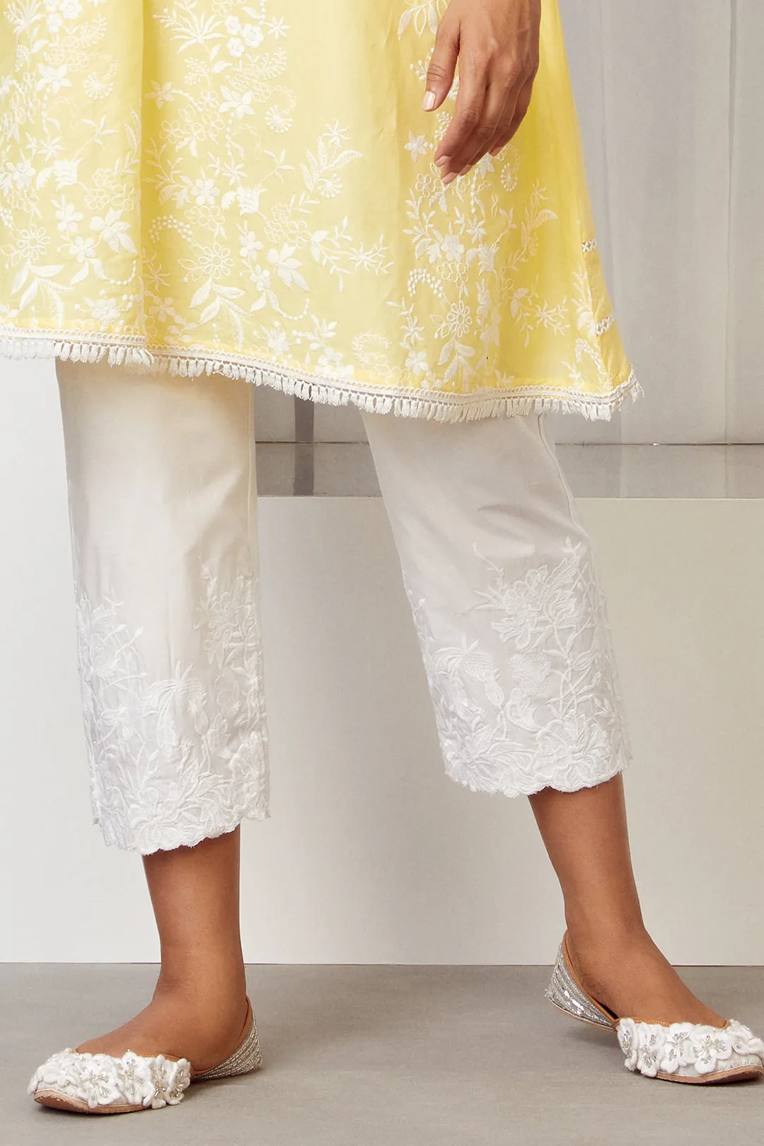 Mulmul Cotton Gemma Kurta With Floral Embroidered Pyajama