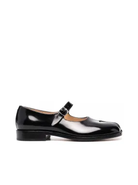 Signature Tabi Toe Flats