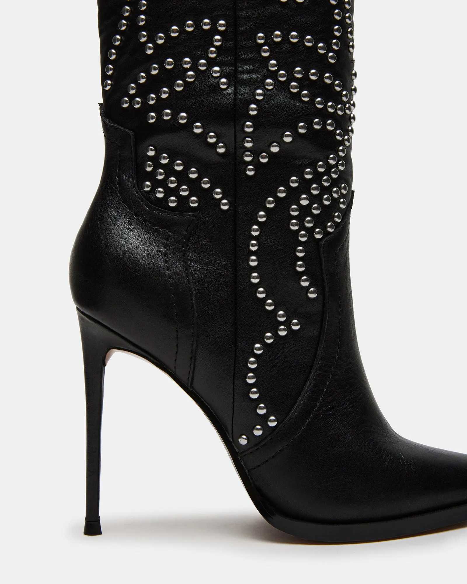 TYRANT BLACK LEATHER STUDS